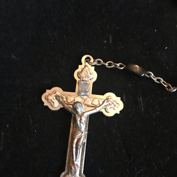 Vintage Blk & Silver Rosary - Picture 2 of 3